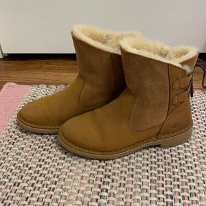 UGG BOOTS! Great condition